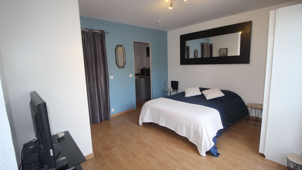 Photo of Bedroom in Varennes-Jarcy