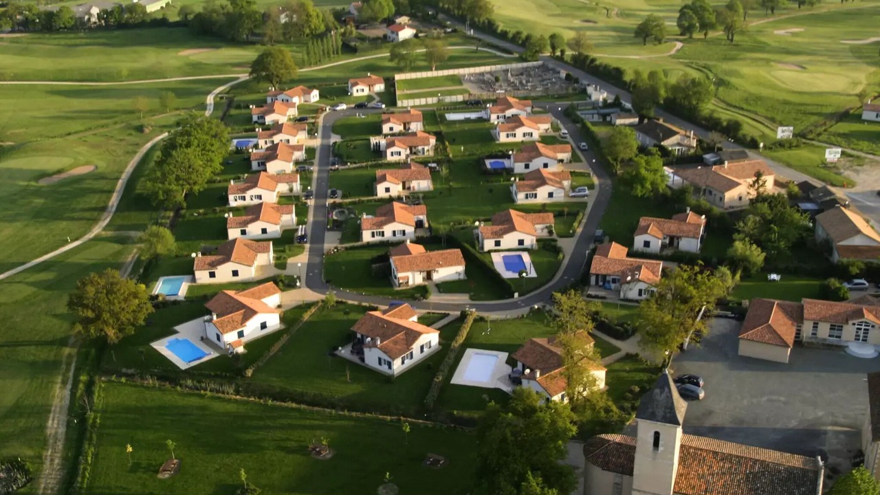 Photo of Outdoor in Vasles