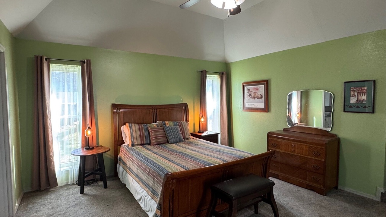 Photo of Bedroom in Edmond