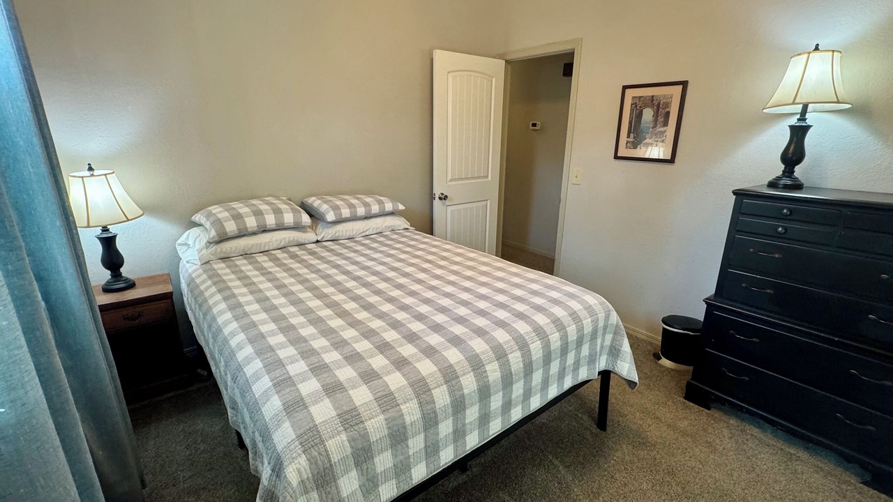 Photo of Bedroom in Edmond