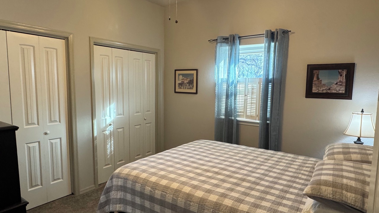 Photo of Bedroom in Edmond
