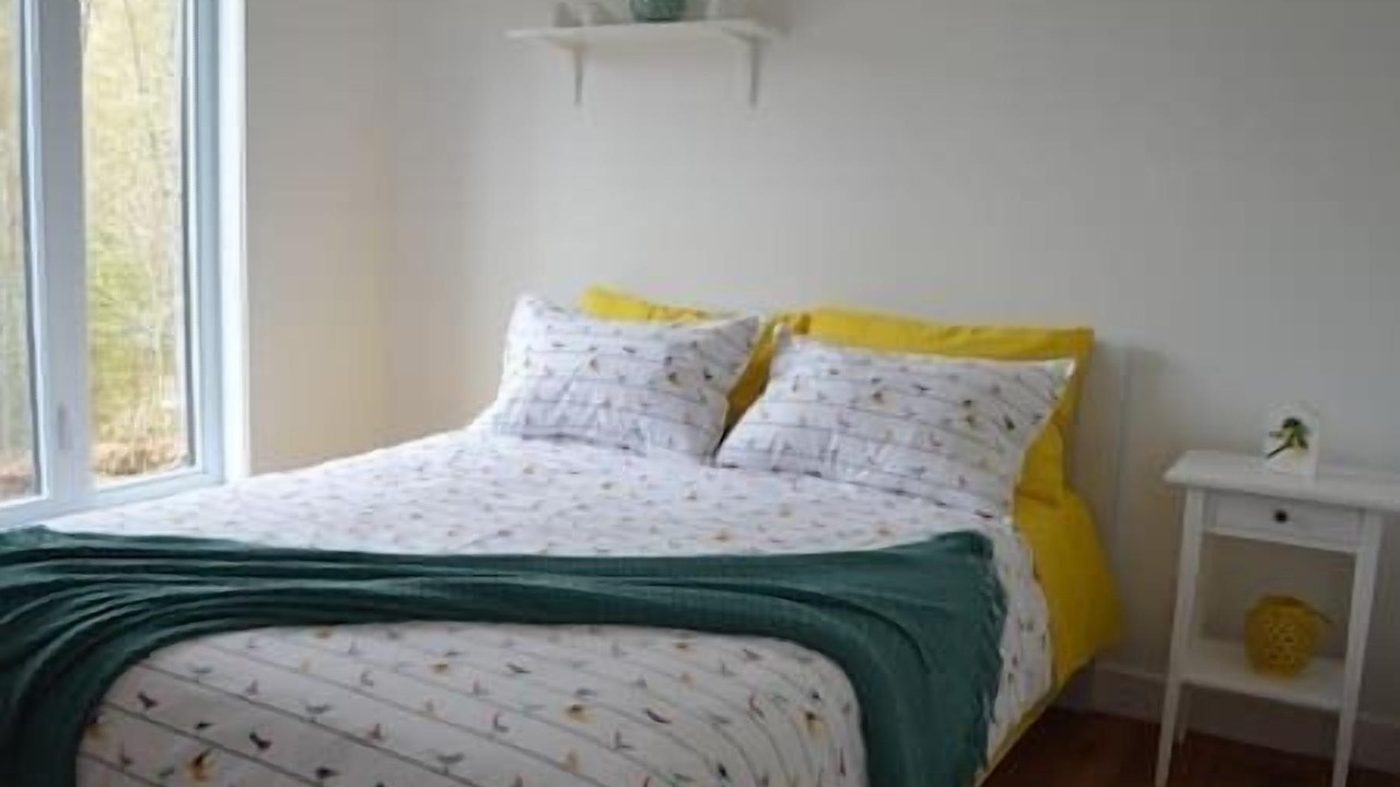 Photo of Bedroom in Entrelacs