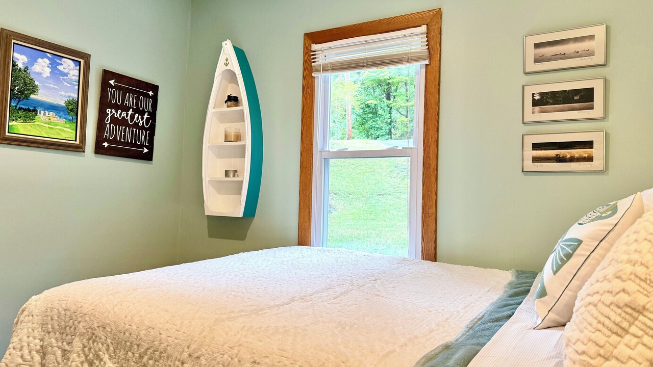 Photo of Bedroom in Lansing