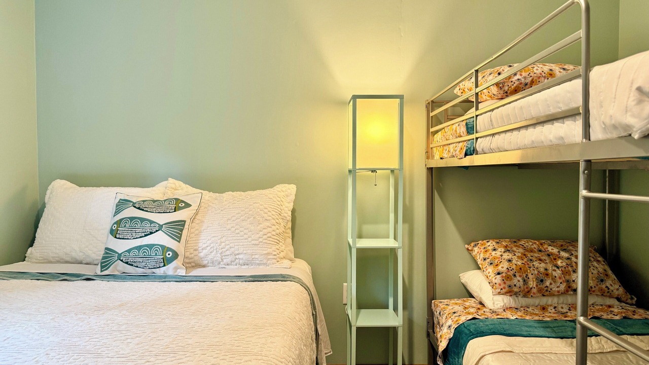 Photo of Bedroom in Lansing
