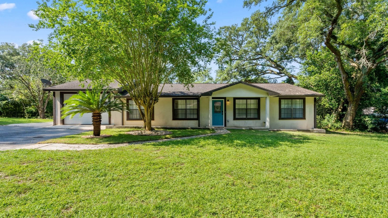 Photo of Outdoor in West Pensacola