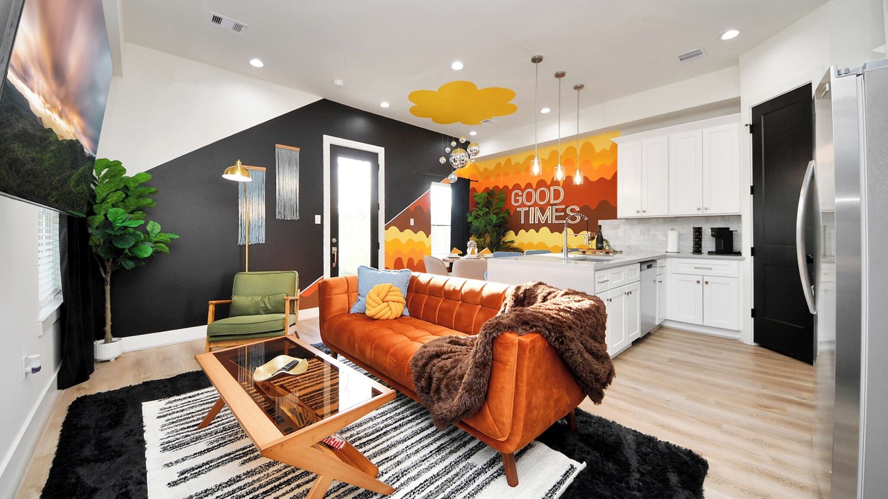 Photo of Livingroom in Southeast Houston