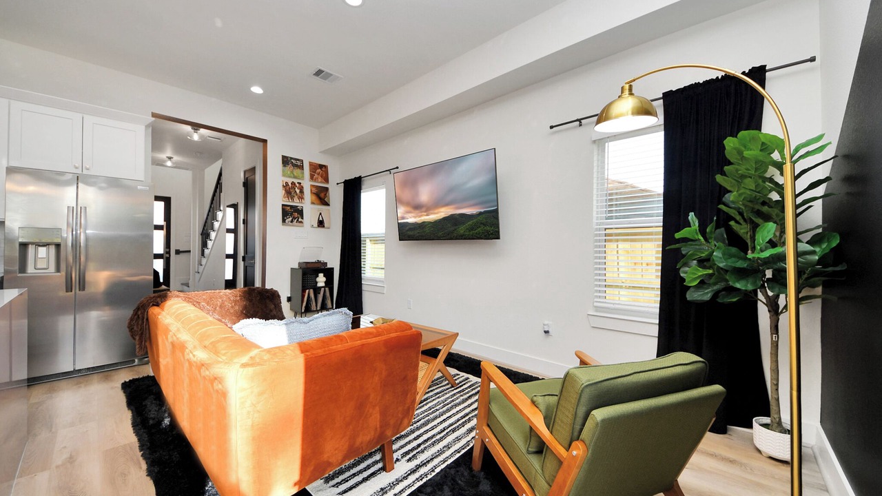 Photo of Livingroom in Southeast Houston