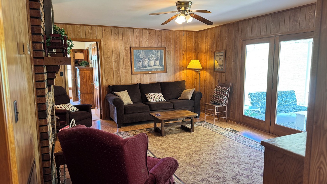 Photo of Bedroom in Marion