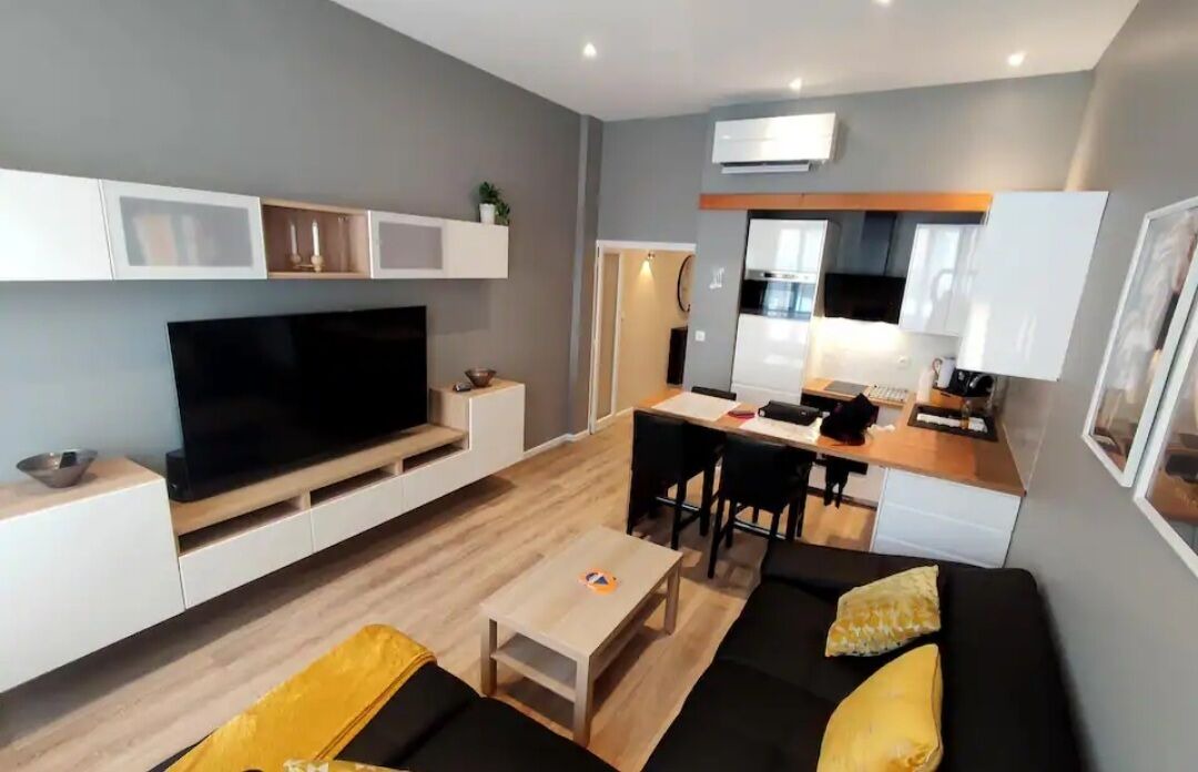 Photo of Livingroom in Saint-Etienne