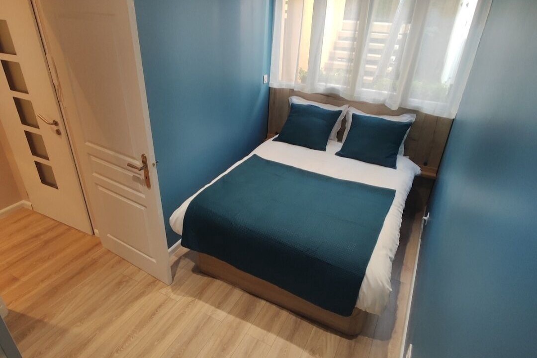 Photo of Bedroom in Saint-Etienne