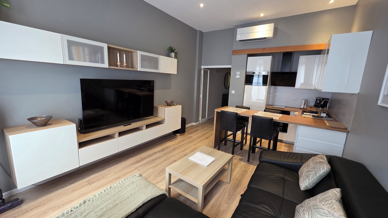 Photo of Livingroom in Saint-Etienne