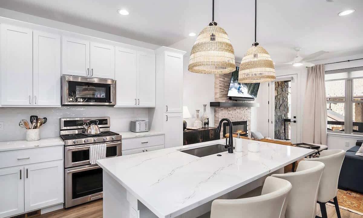 Photo of Kitchen in Rendezvous