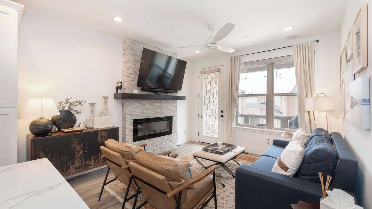 Photo of Livingroom in Rendezvous