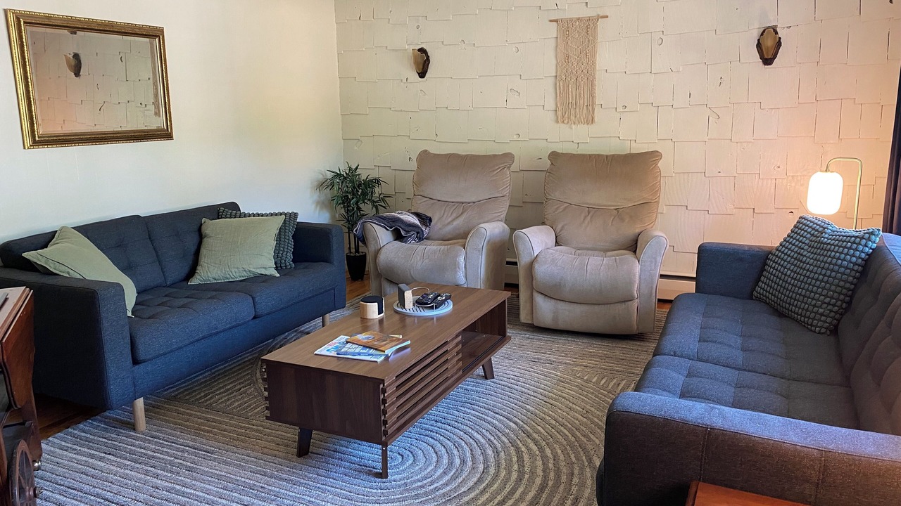 Photo of Livingroom in Truro