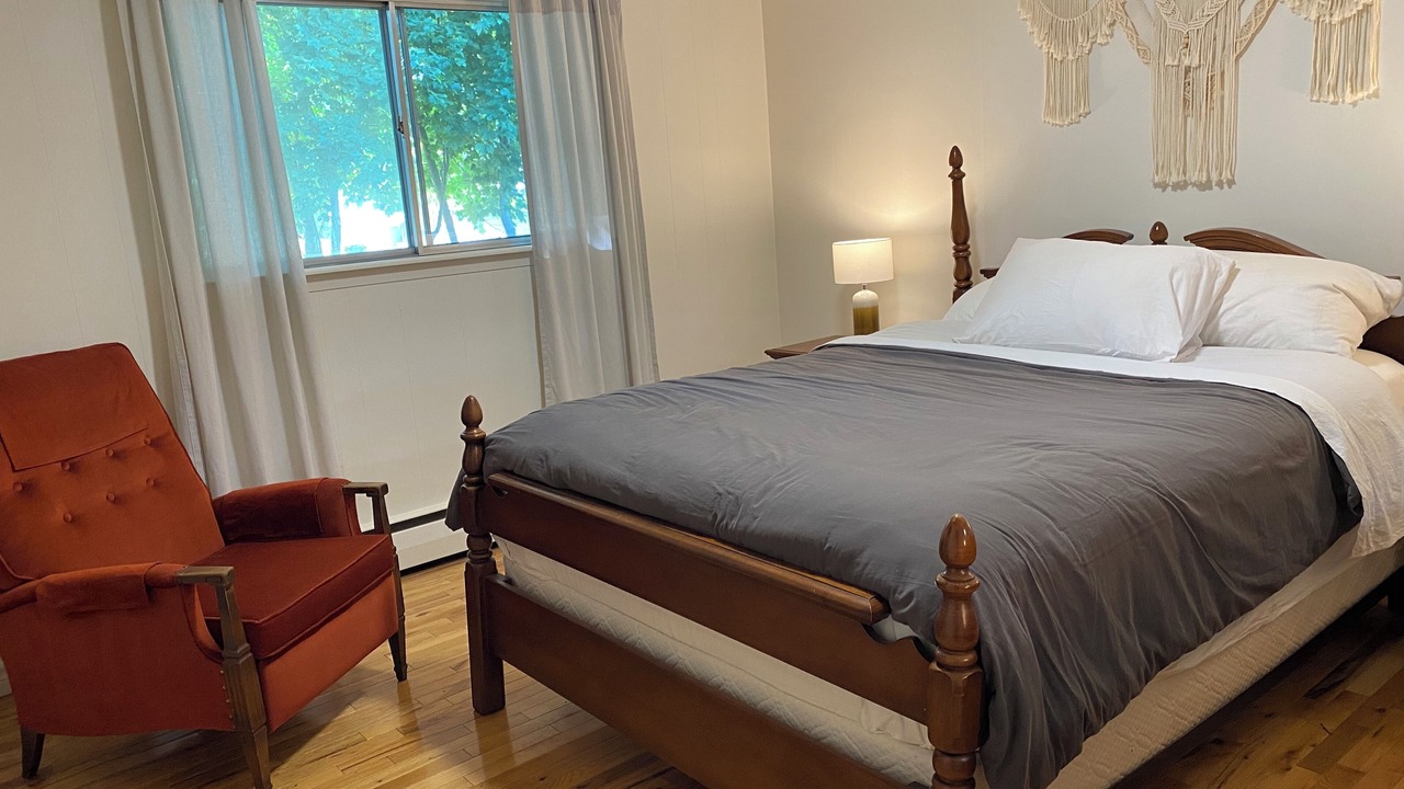 Photo of Bedroom in Truro