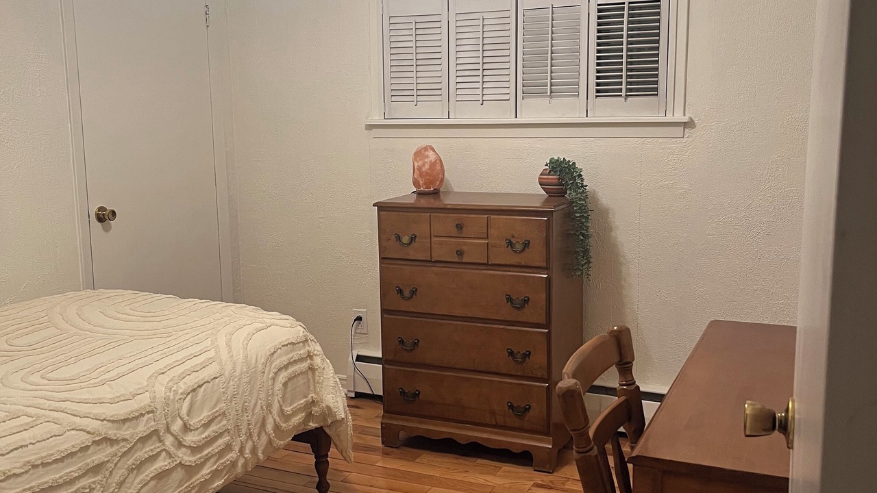 Photo of Bedroom in Truro