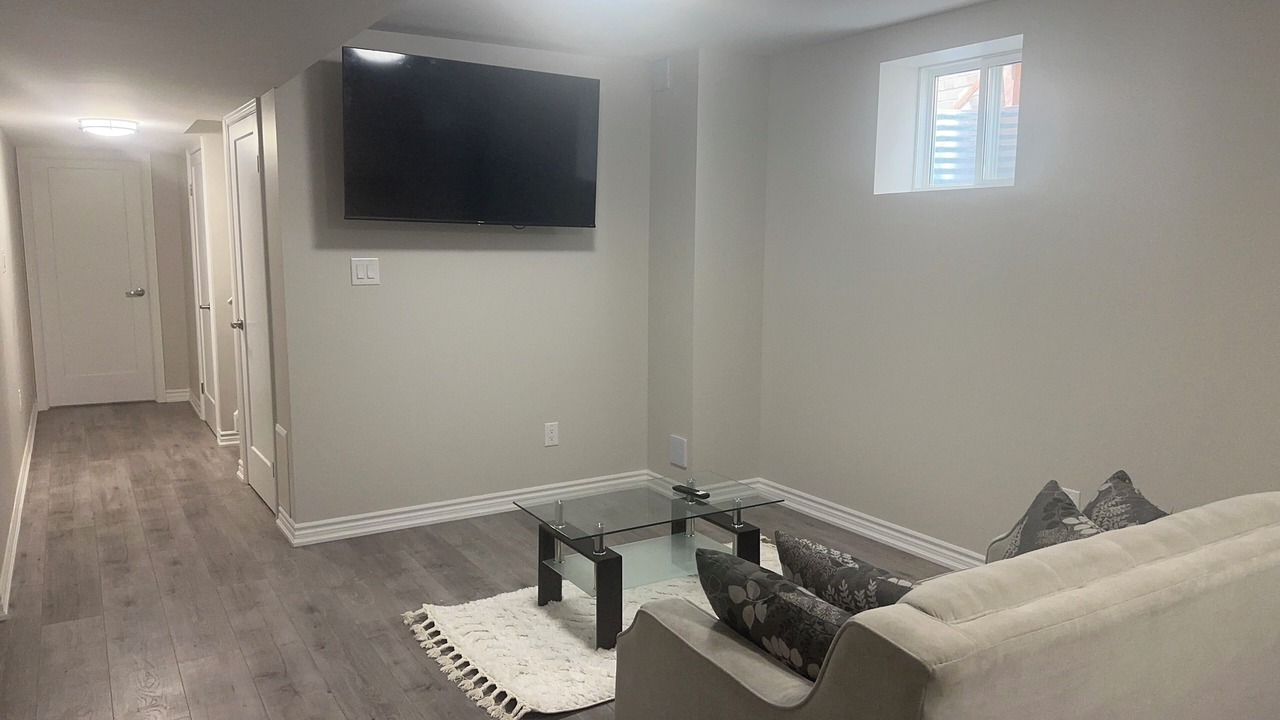 Photo of Livingroom in Oshawa