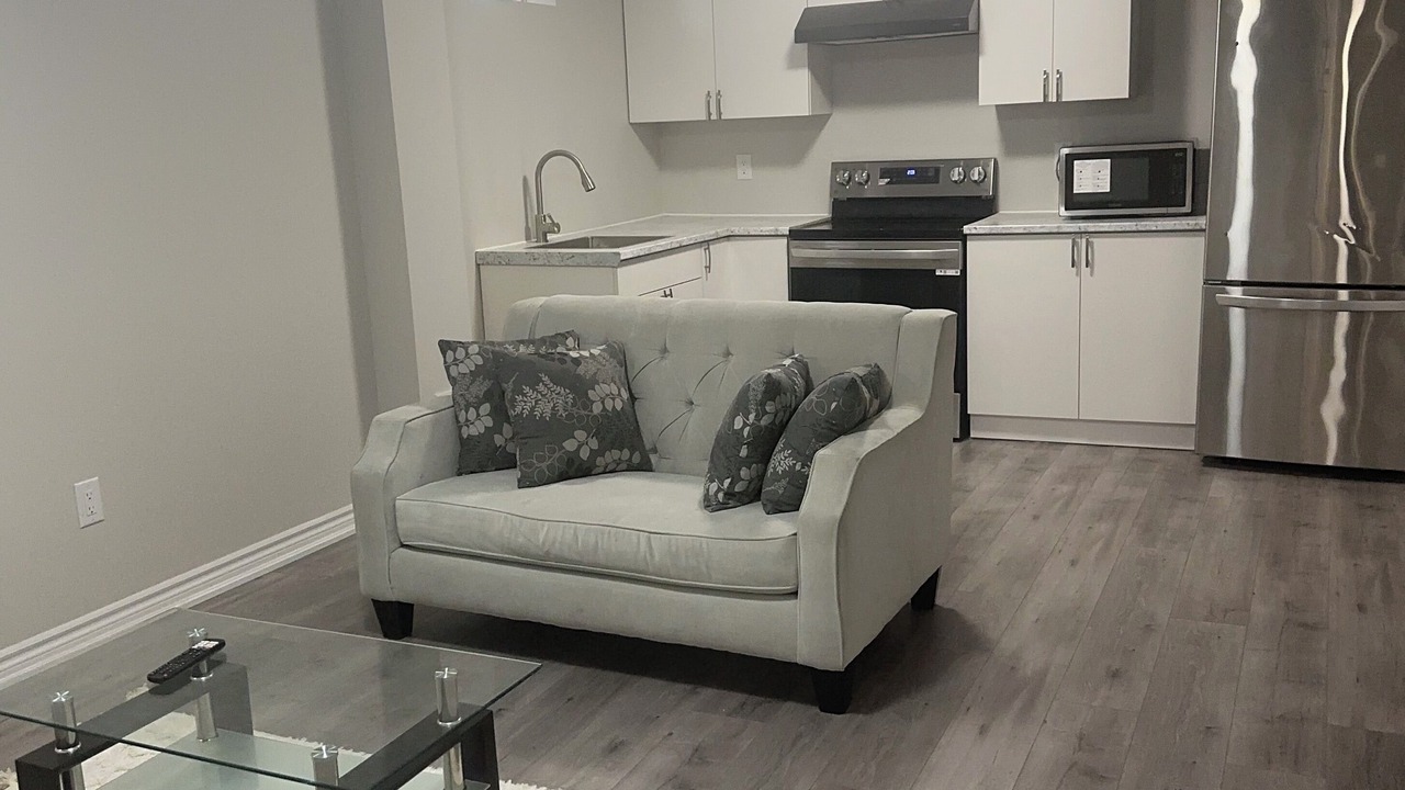 Photo of Livingroom in Oshawa