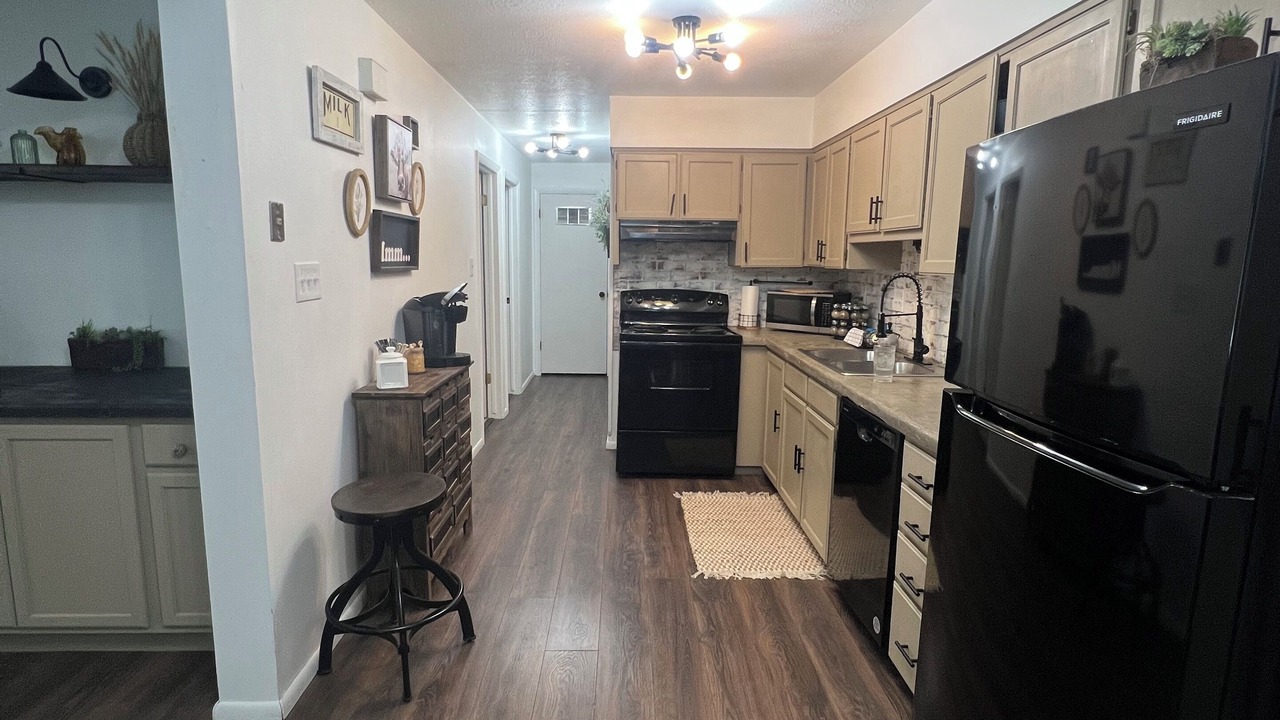 Photo of Kitchen in Logan