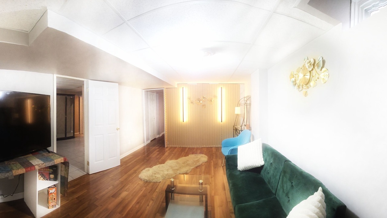 Photo of Livingroom in Vaughan