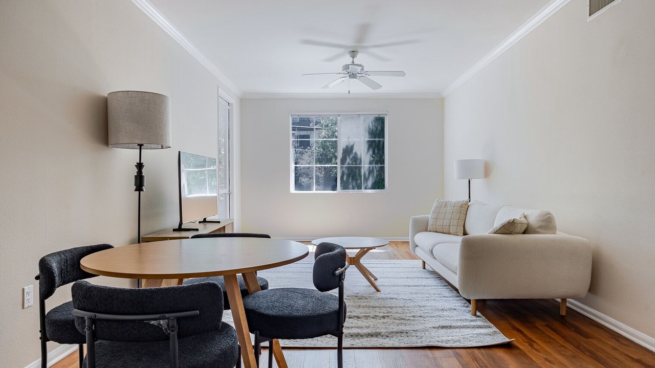 Photo of Livingroom in Marina del Rey