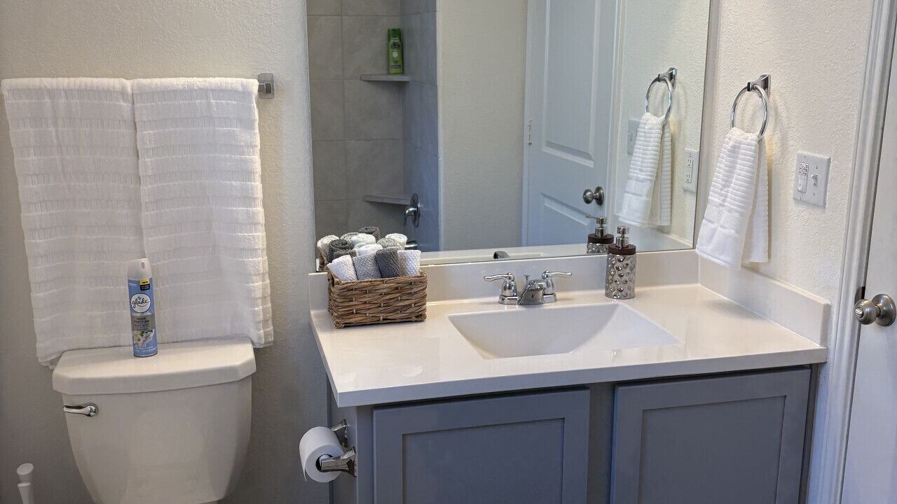Photo of Bathroom in Del Valle