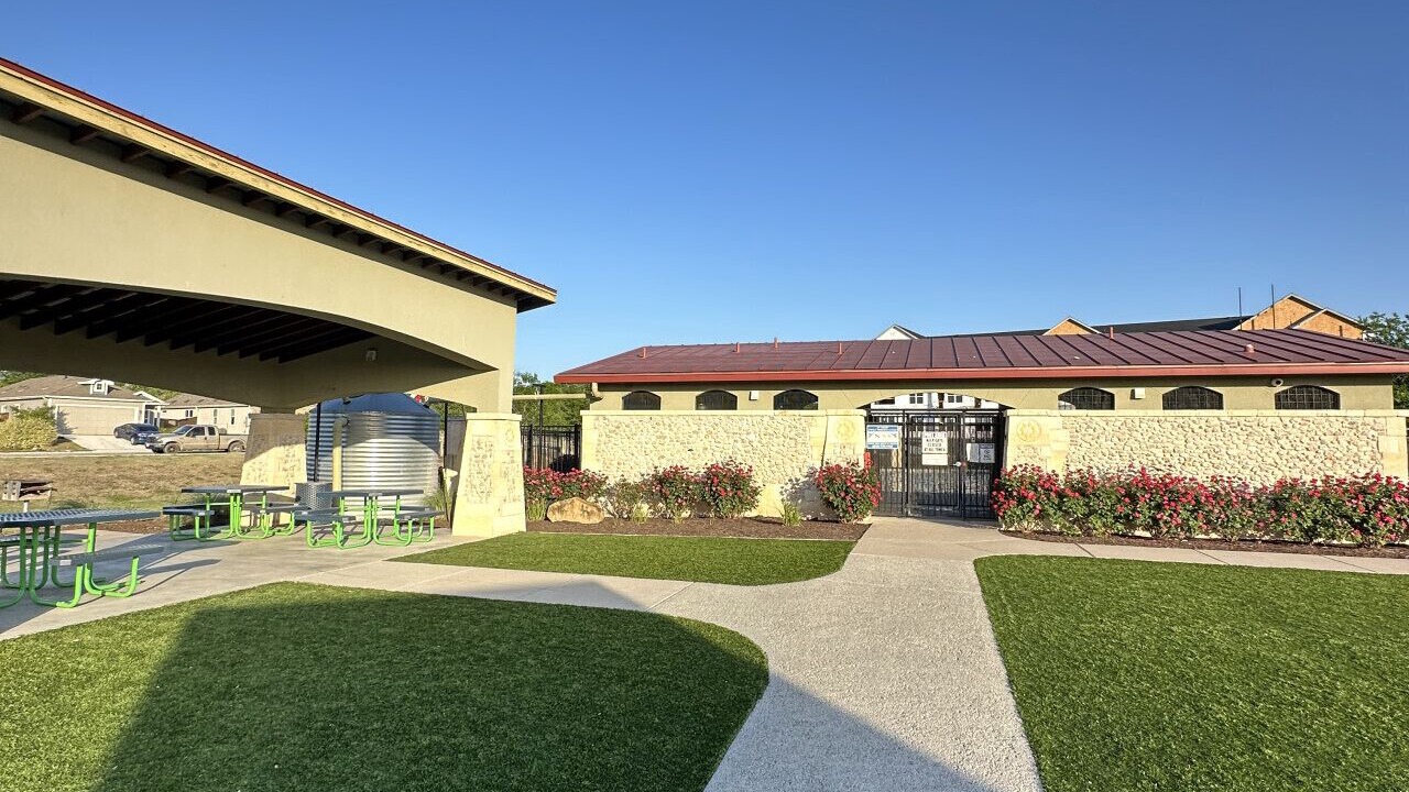 Photo of Outdoor in Del Valle
