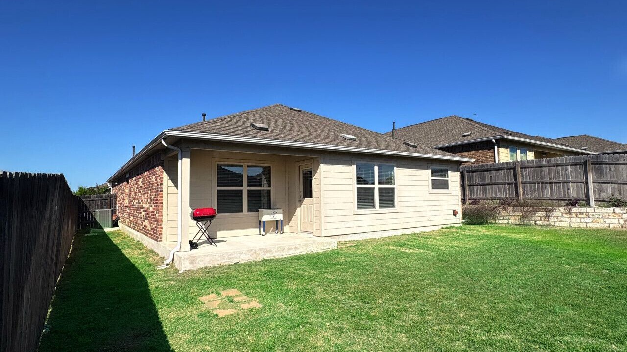 Photo of Outdoor in Del Valle