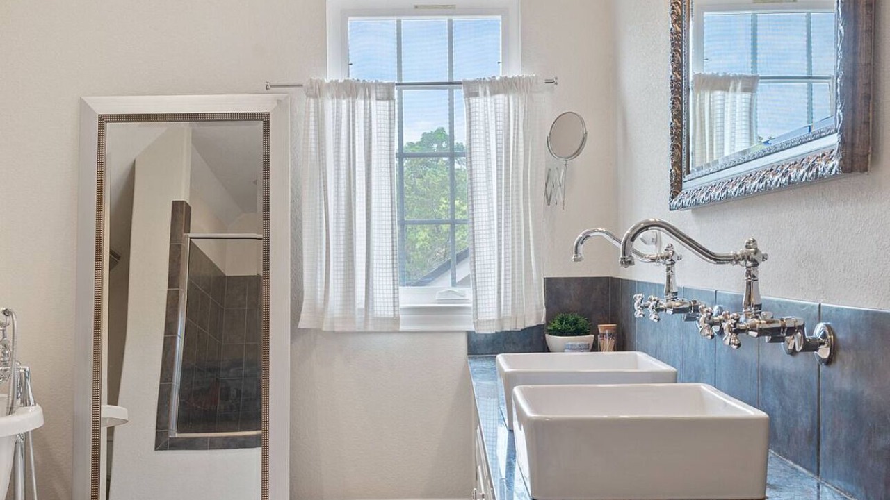 Photo of Bathroom in Brushy Bend Park