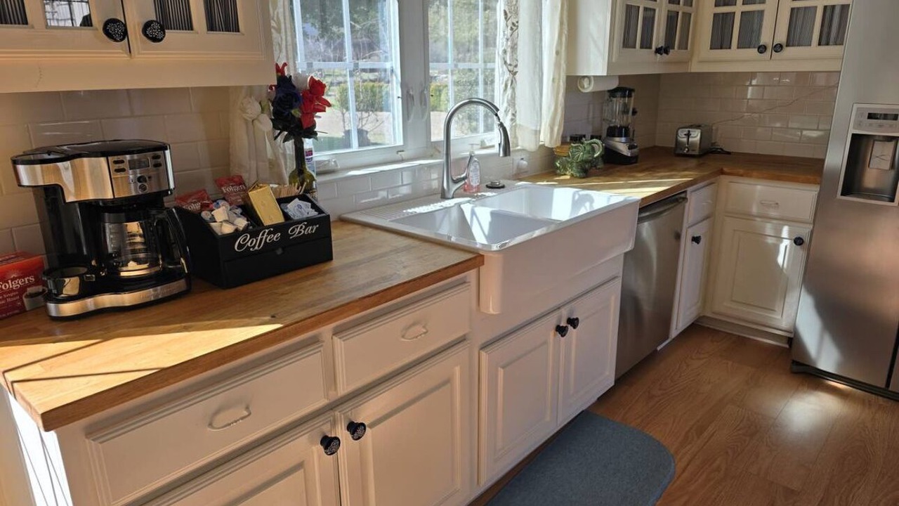 Photo of Kitchen in Brushy Bend Park