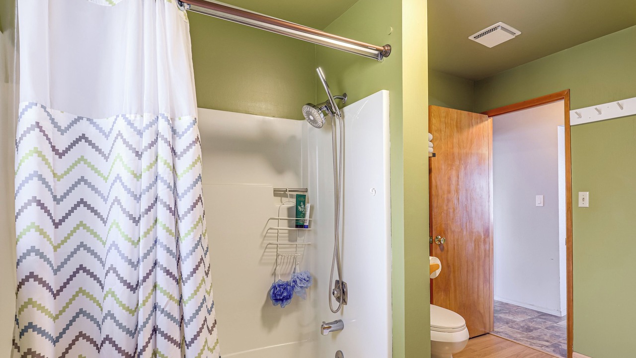Photo of Bathroom in Pine Hollow