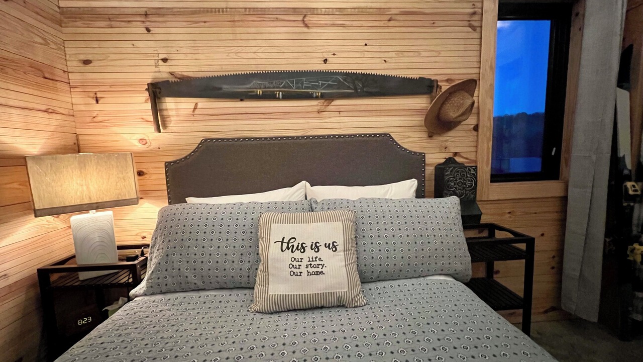 Photo of Bedroom in Arley