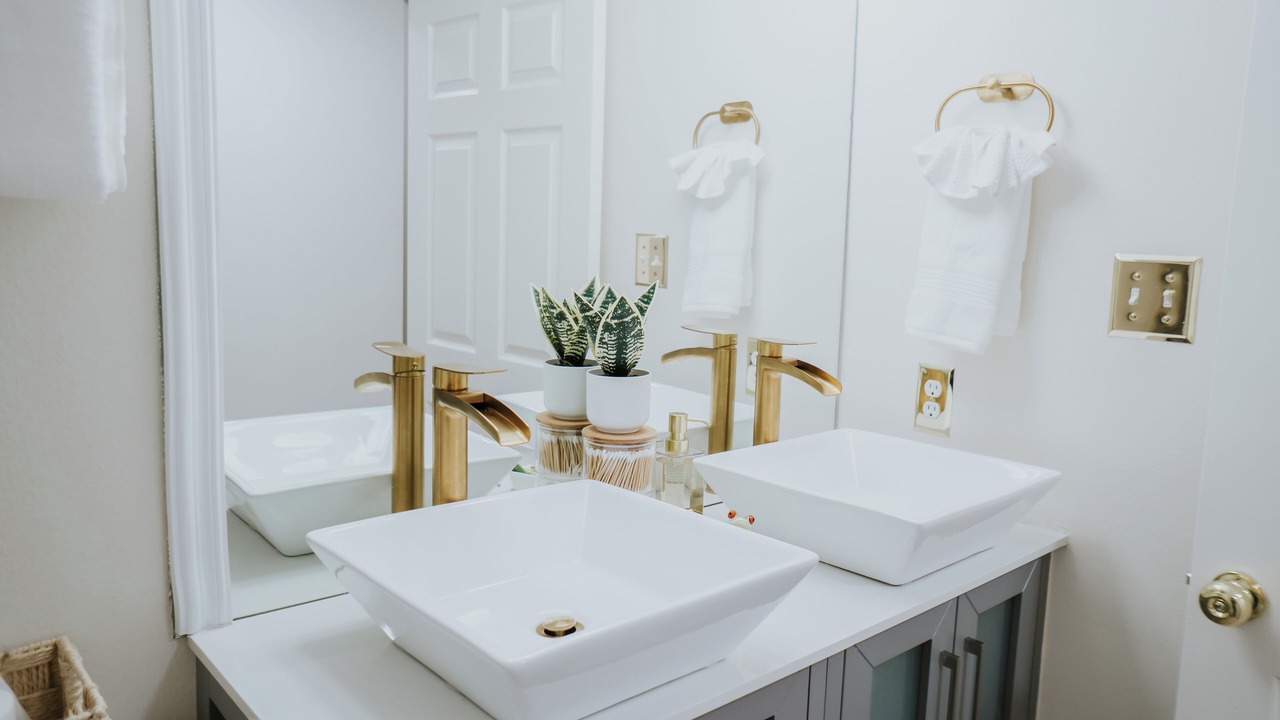 Photo of Bathroom in Greater East End