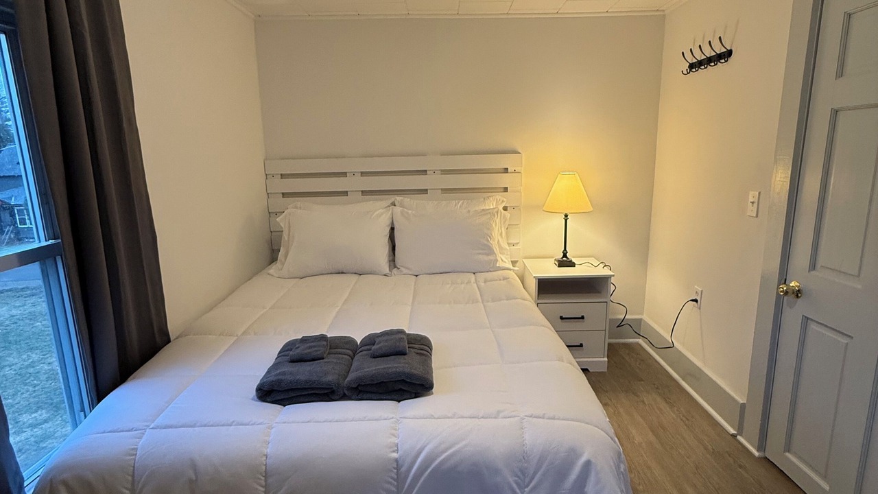 Photo of Bedroom in Lawrenceville