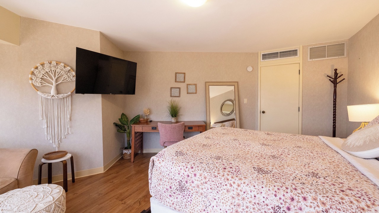 Photo of Bedroom in Downtown Honolulu