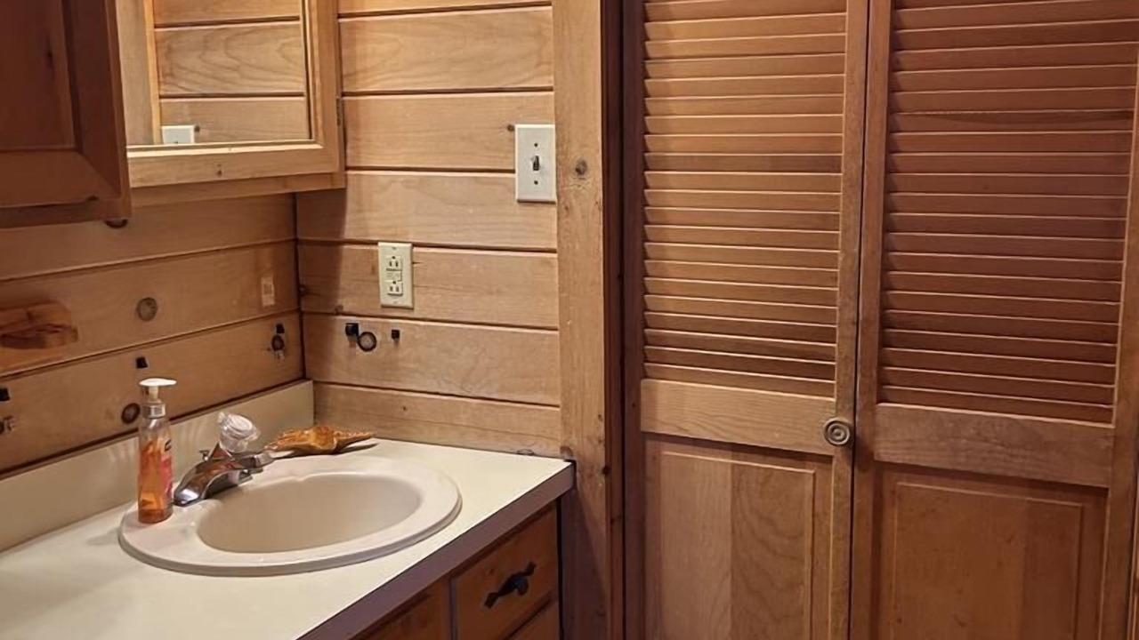 Photo of Bathroom in Town Bank
