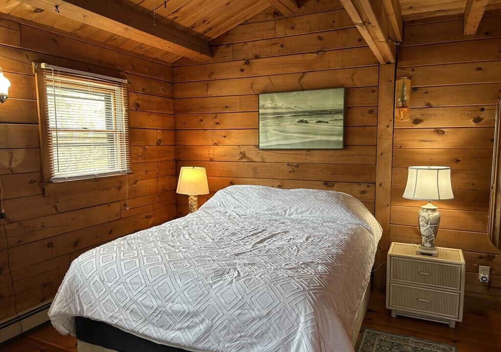 Photo of Bedroom in Town Bank