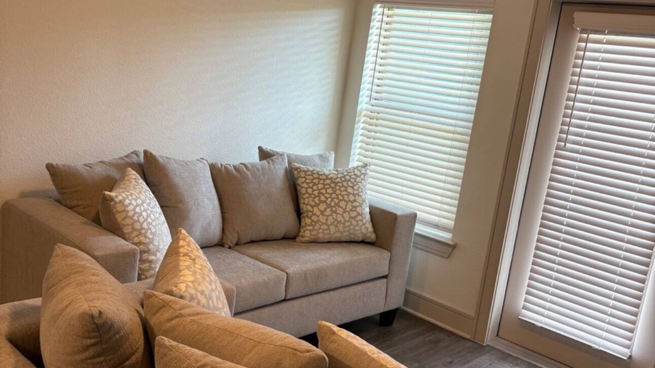 Photo of Livingroom in George Bush Park/Eldridge