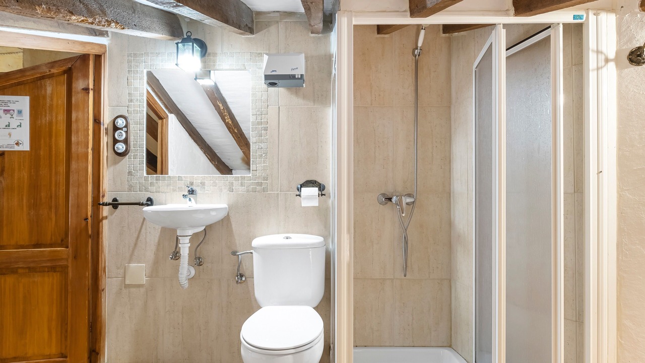 Photo of Bathroom in Catral