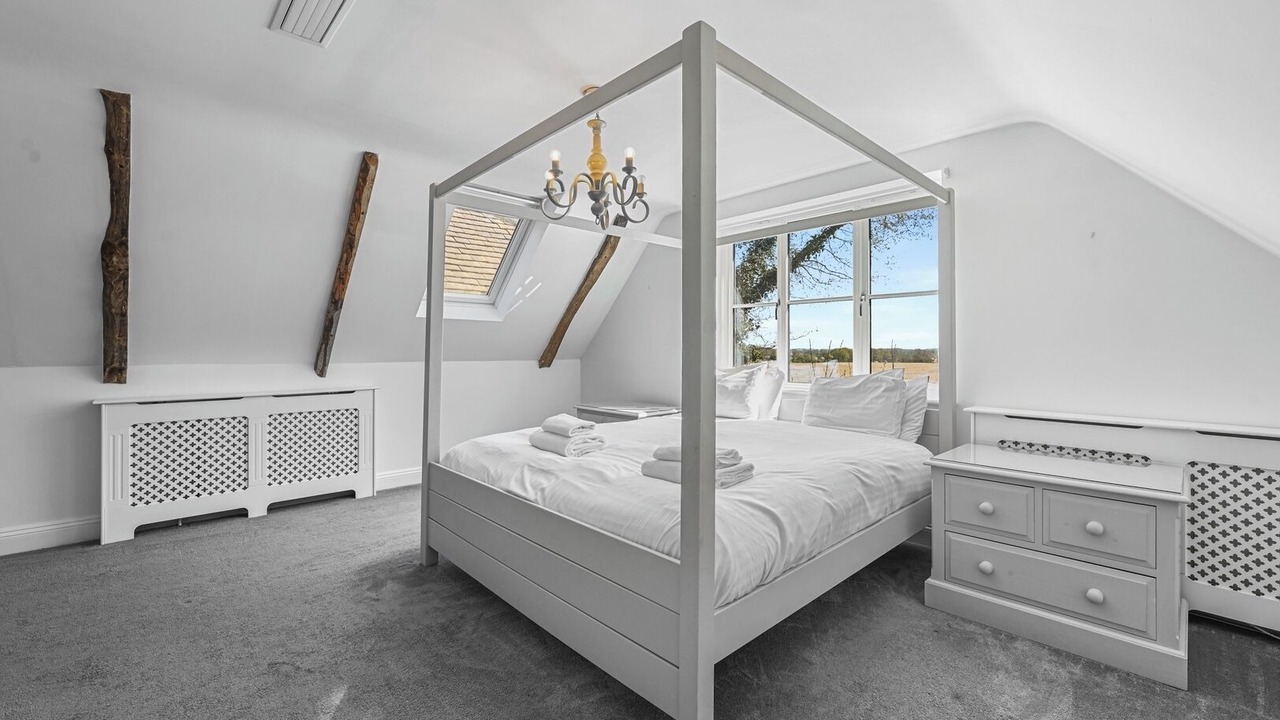 Photo of Bedroom in Wethersfield