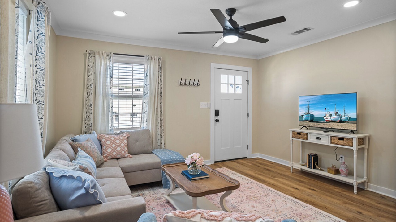 Photo of Livingroom in Laurel