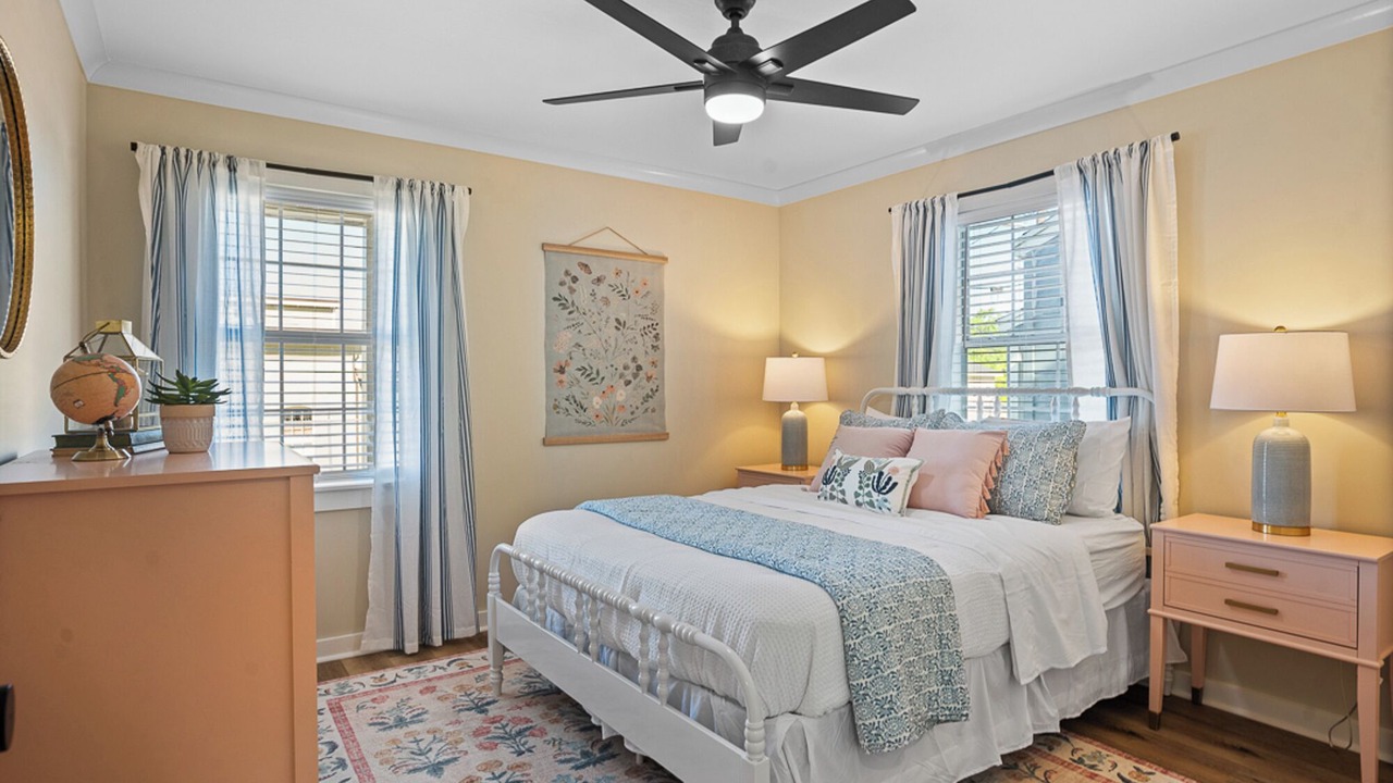 Photo of Bedroom in Laurel