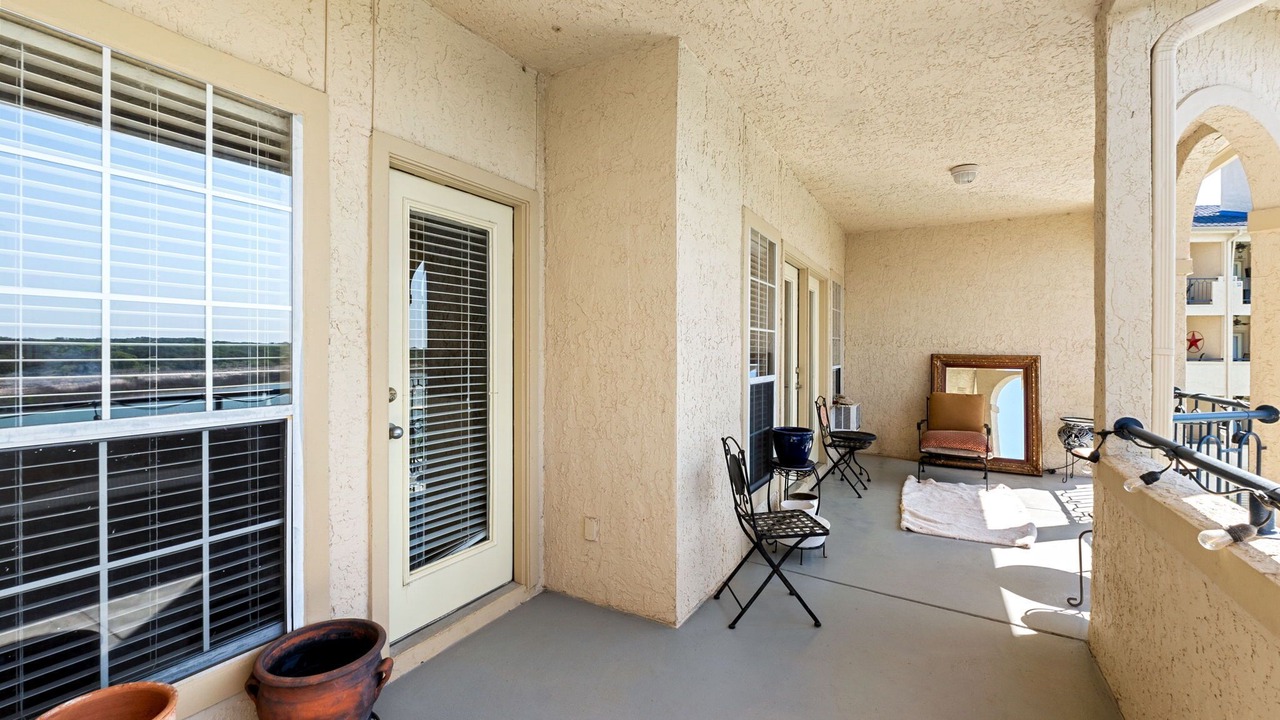 Photo of Patio Balcony in Highland Lake Estates