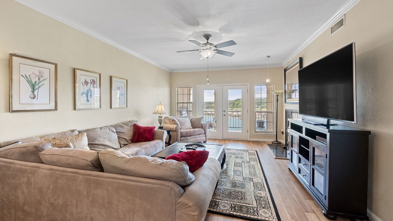 Photo of Livingroom in Highland Lake Estates