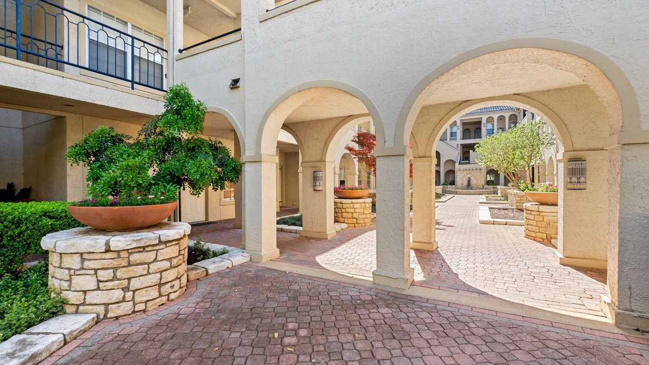 Photo of Outdoor in Highland Lake Estates
