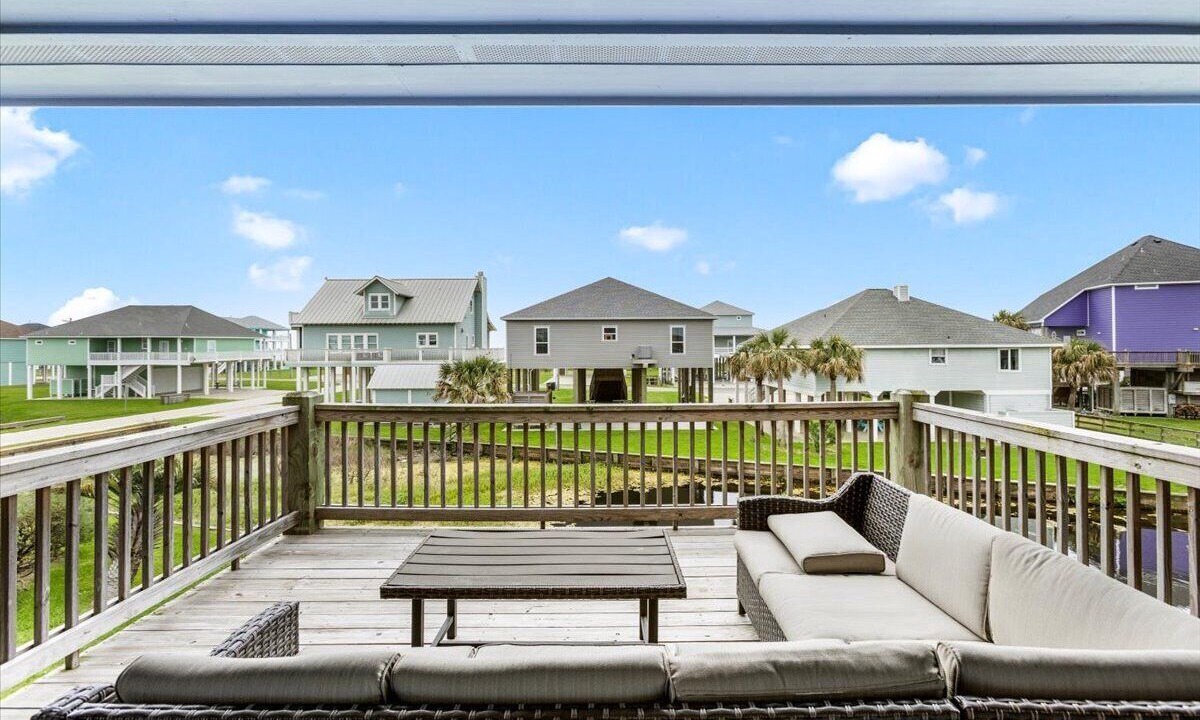 Photo of Patio Balcony in Port Bolivar
