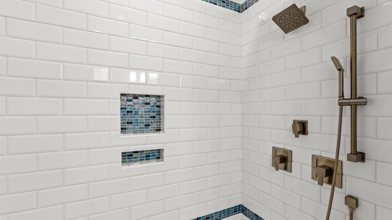 Photo of Bathroom in Port Bolivar