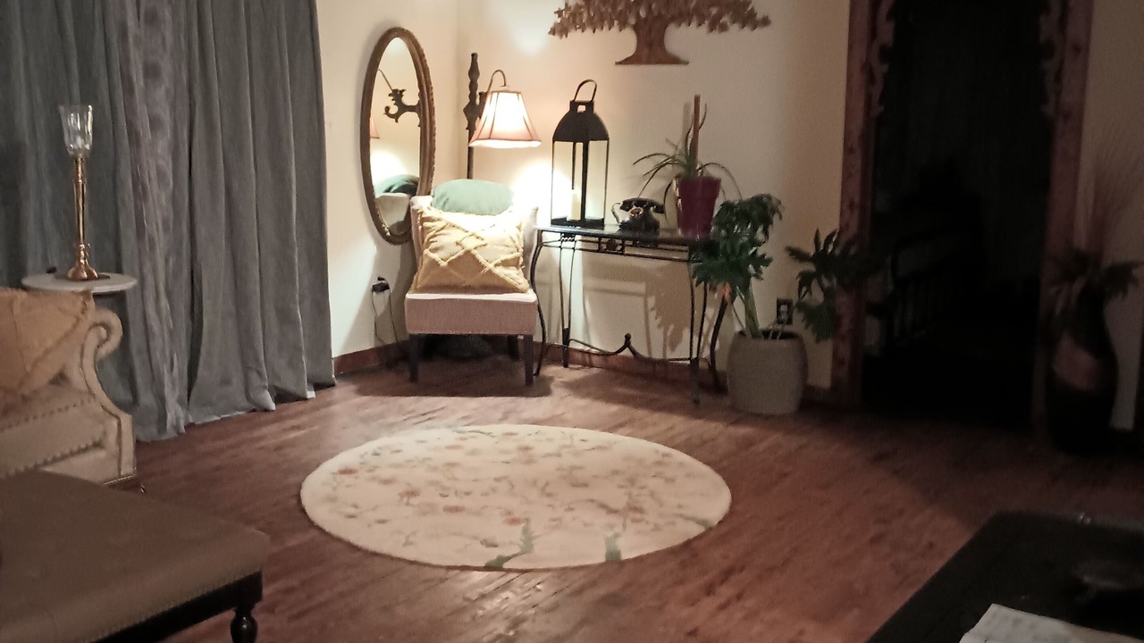 Photo of Livingroom in Lynn