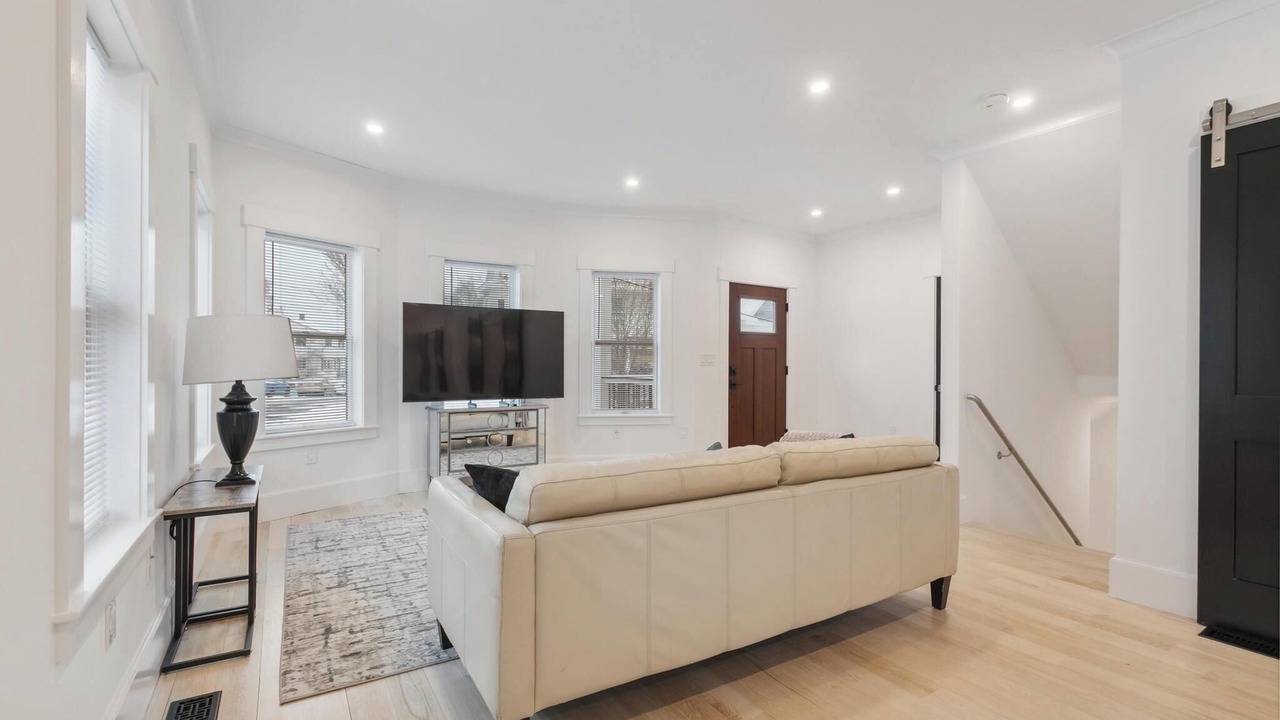 Photo of Livingroom in Malden