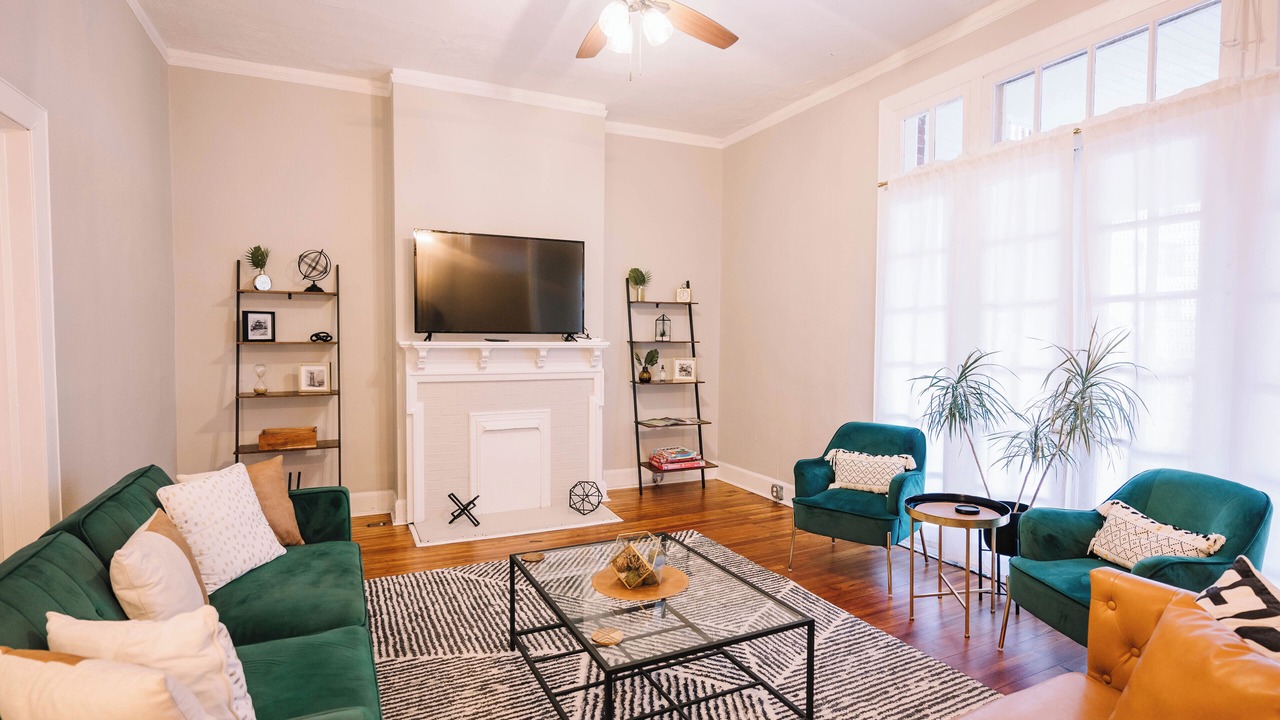 Photo of Livingroom in Danville